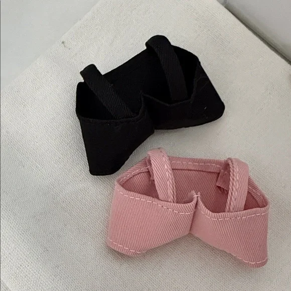 Labubu Pin For Love Overalls - Picture 2 of 2